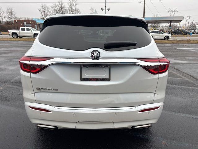 Buick Enclave 2021
