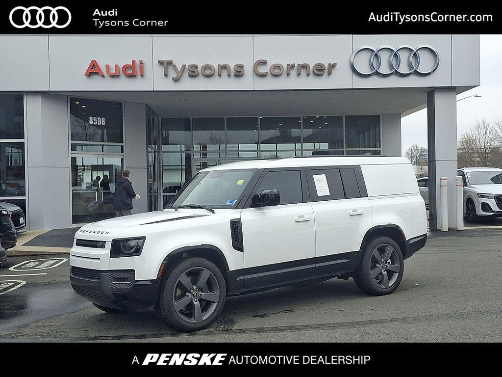 Land Rover Defender 2024