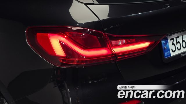 BMW 1 серии 2023