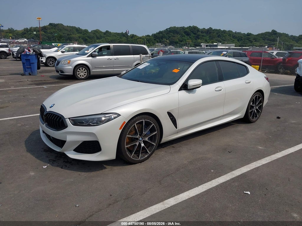 BMW 8 серии 2021
