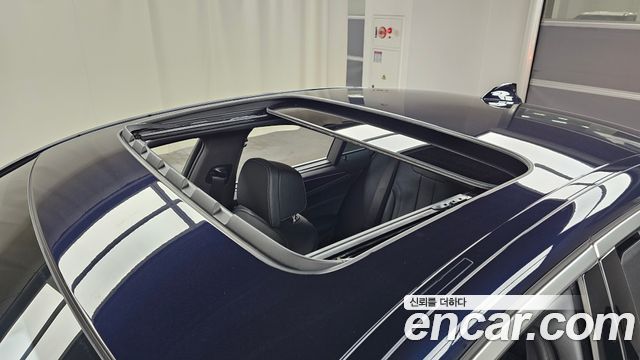 BMW 5 серии 2023