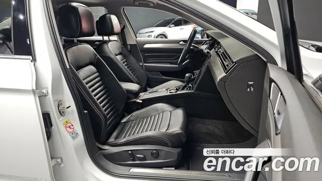 Volkswagen Passat 2022