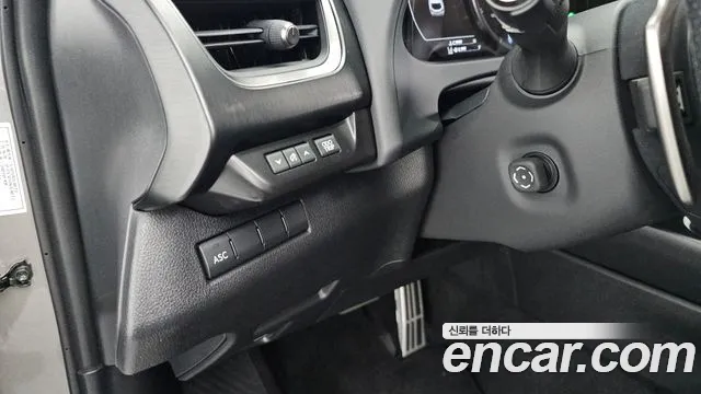 Lexus UX 2021