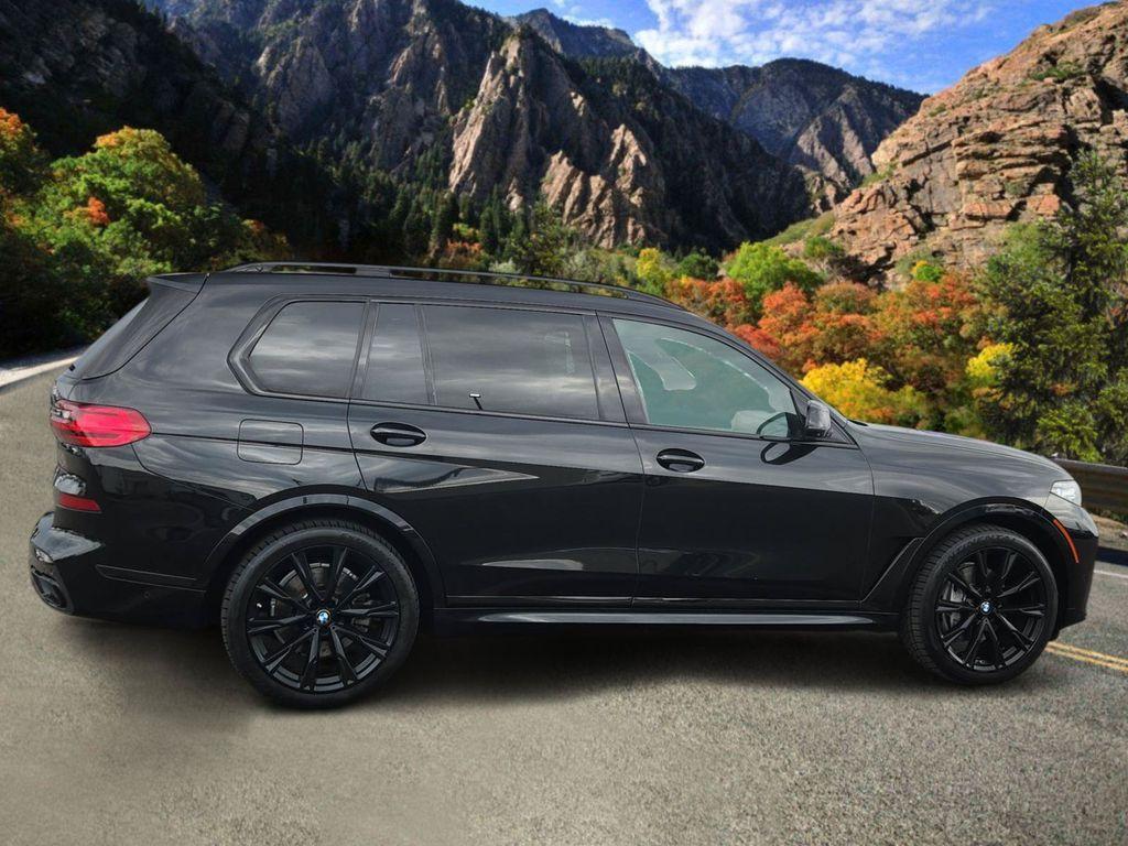 BMW X7 2021