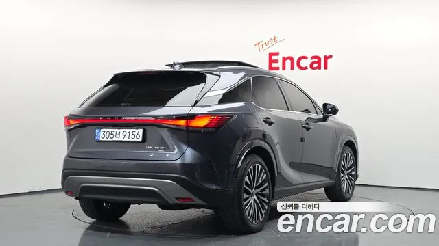 Lexus RX 2024