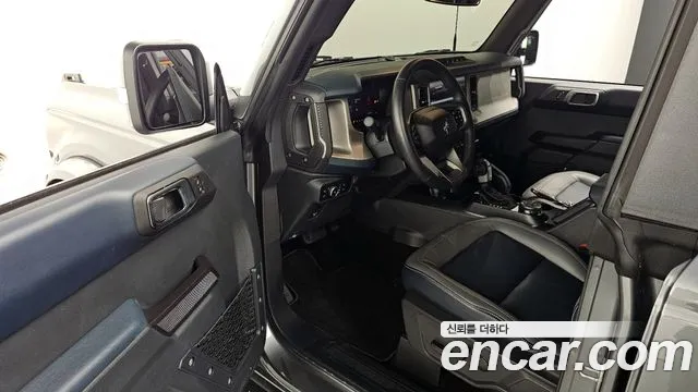 Ford Bronco 2024