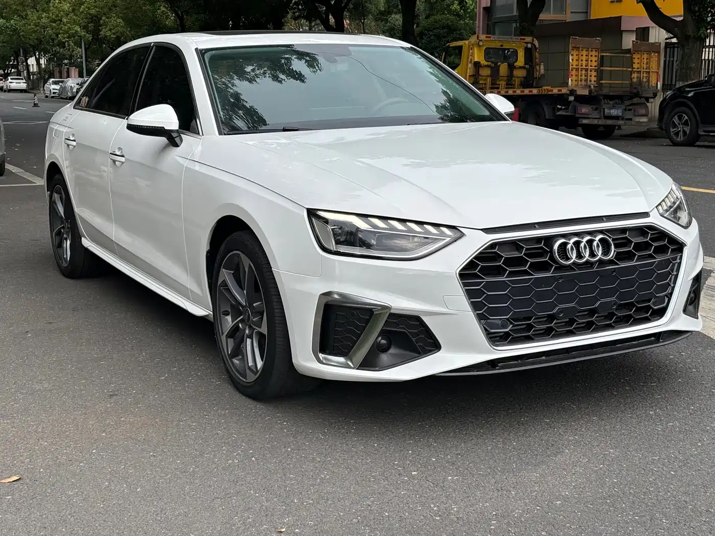 Audi A4 2023