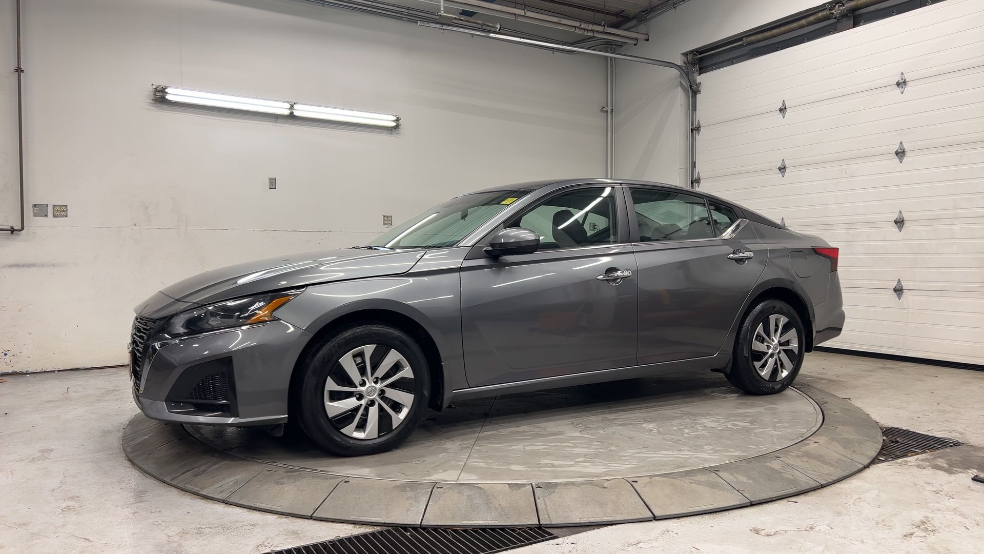 Nissan Altima 2023