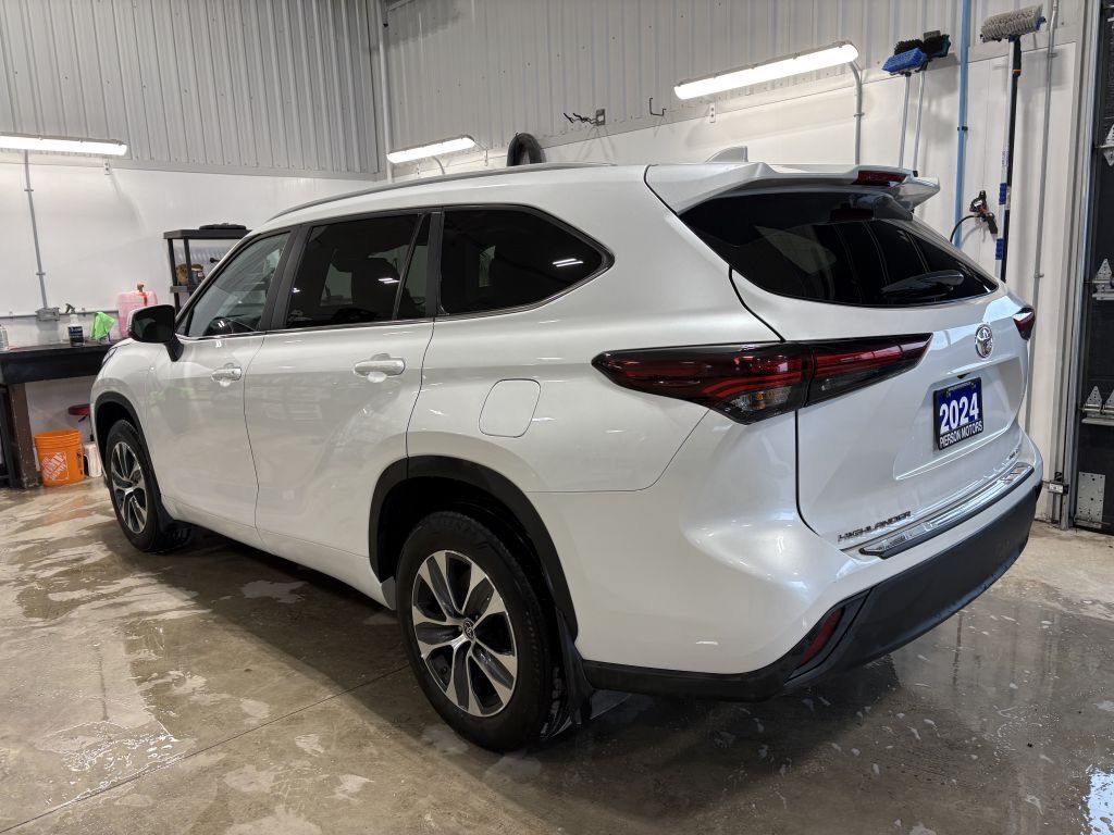 Toyota Highlander 2024