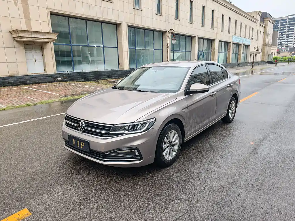 Volkswagen Bora 2021