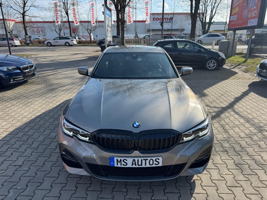 BMW 330 2022