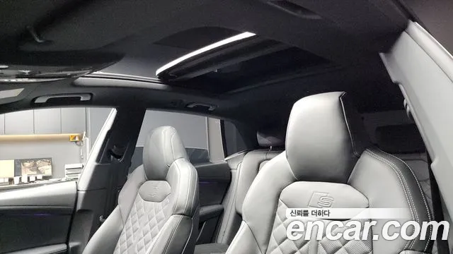 Audi Q8 2025