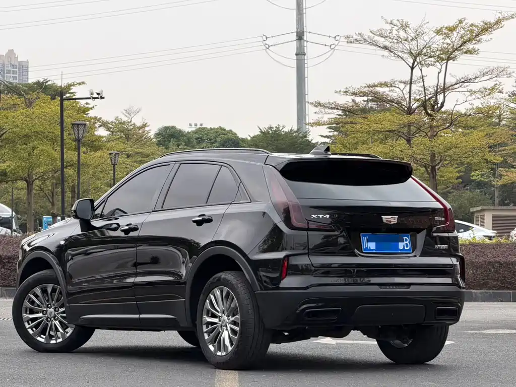 Cadillac XT4 2023