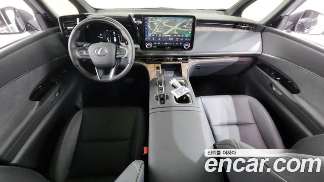 Lexus LM 2024