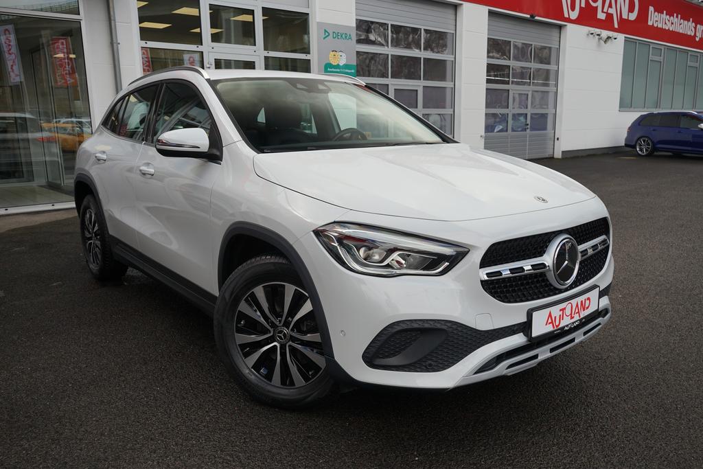 Mercedes-Benz GLA 200 2022