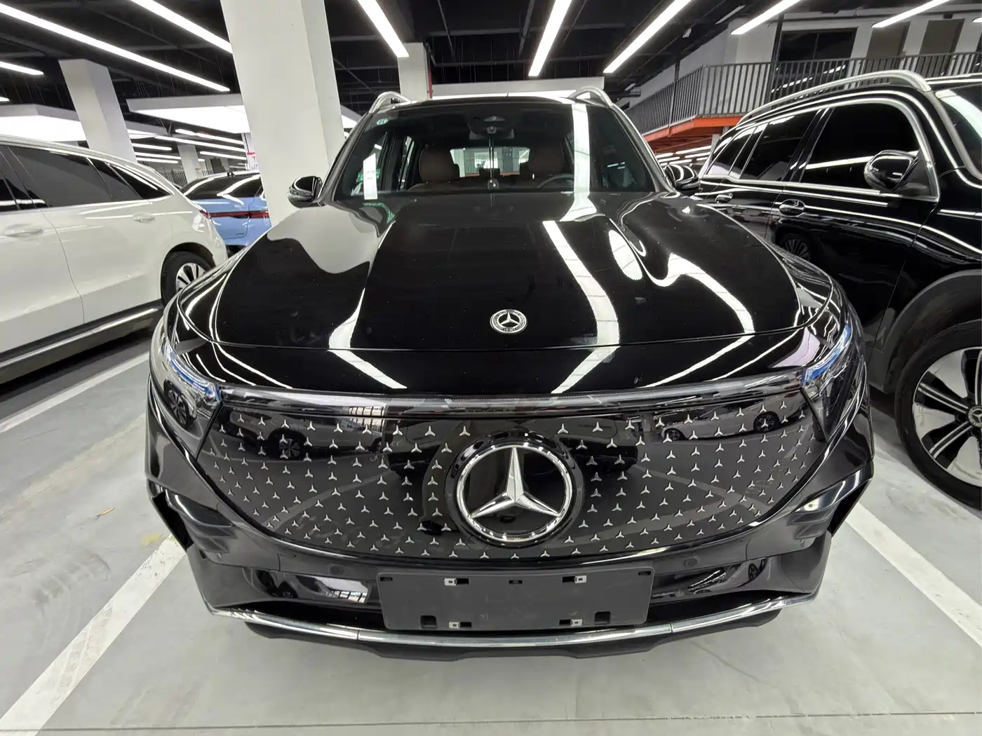 Mercedes-Benz EQB 2026