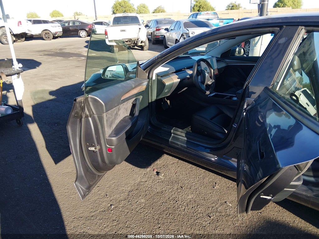 Tesla Model 3 2023