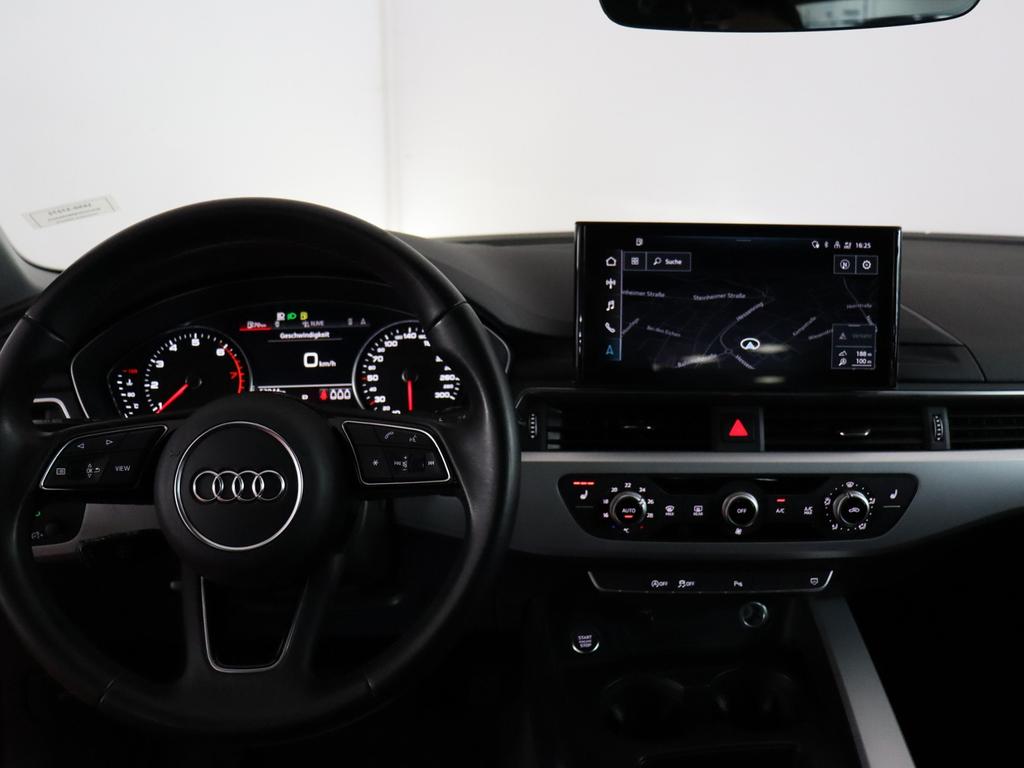 Audi A4 2022