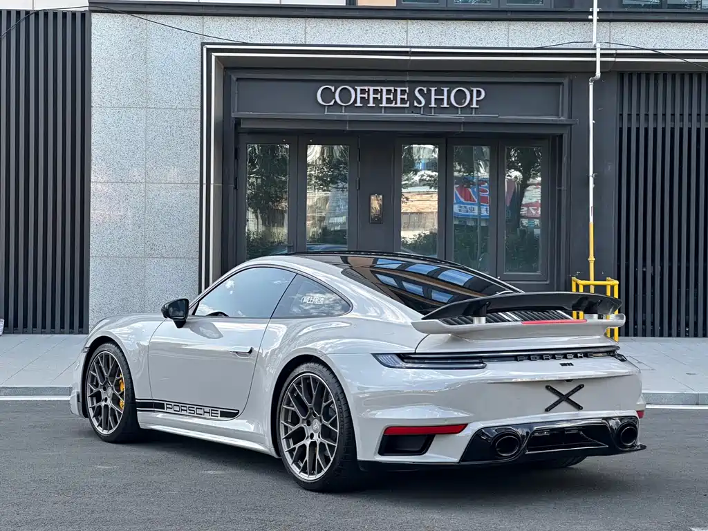 Porsche 911 2024