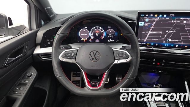 Volkswagen Golf 2025