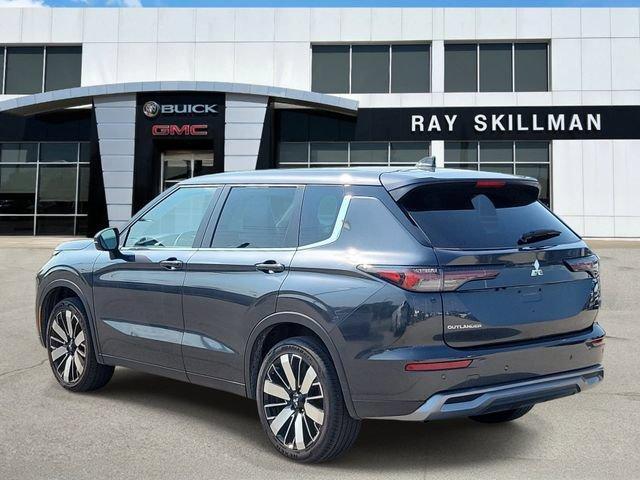 Mitsubishi Outlander 2025