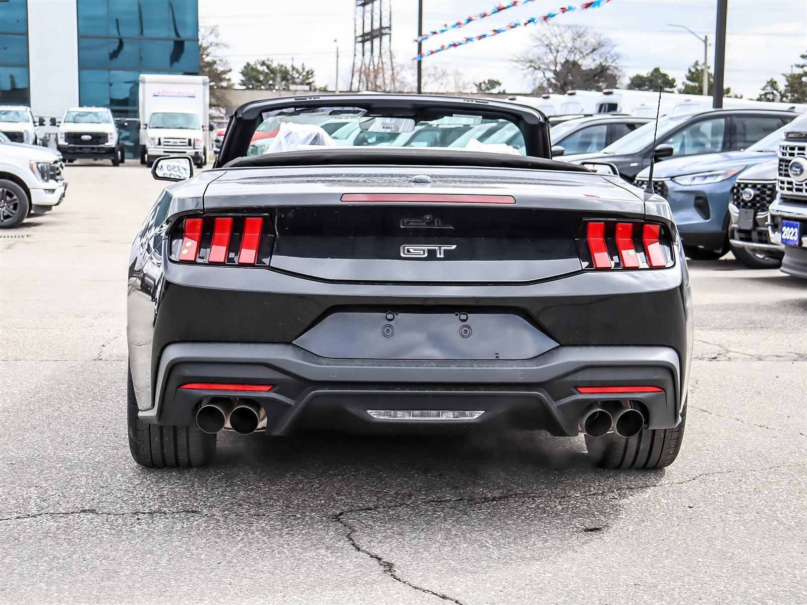 Ford Mustang 2025