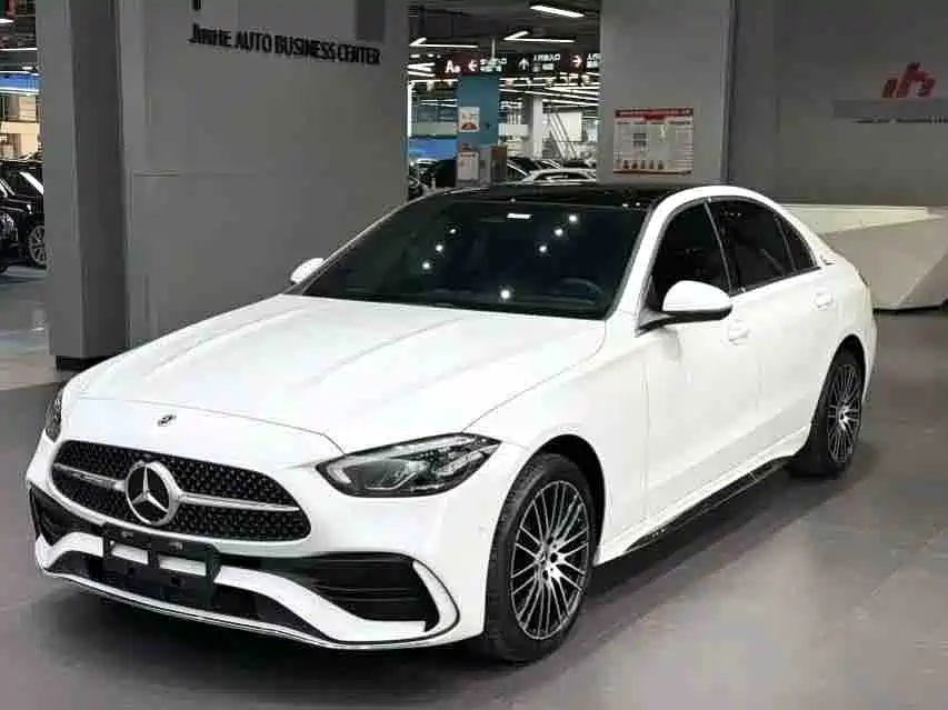 Mercedes-Benz C-Класс 2024
