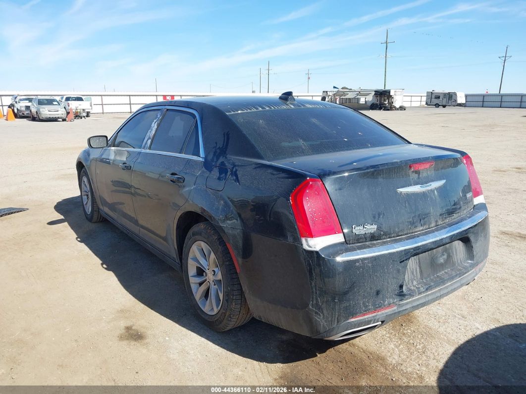 Chrysler 300 2023
