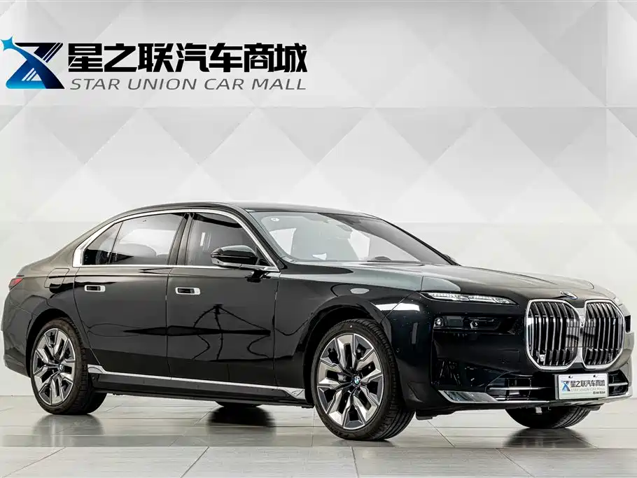 BMW i7 2025