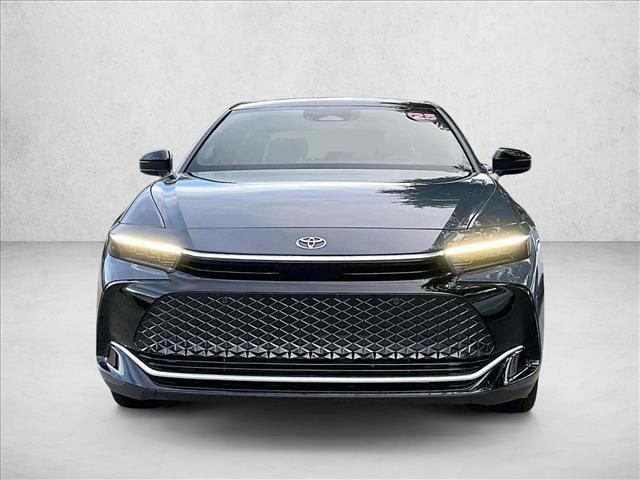 Toyota Crown 2025