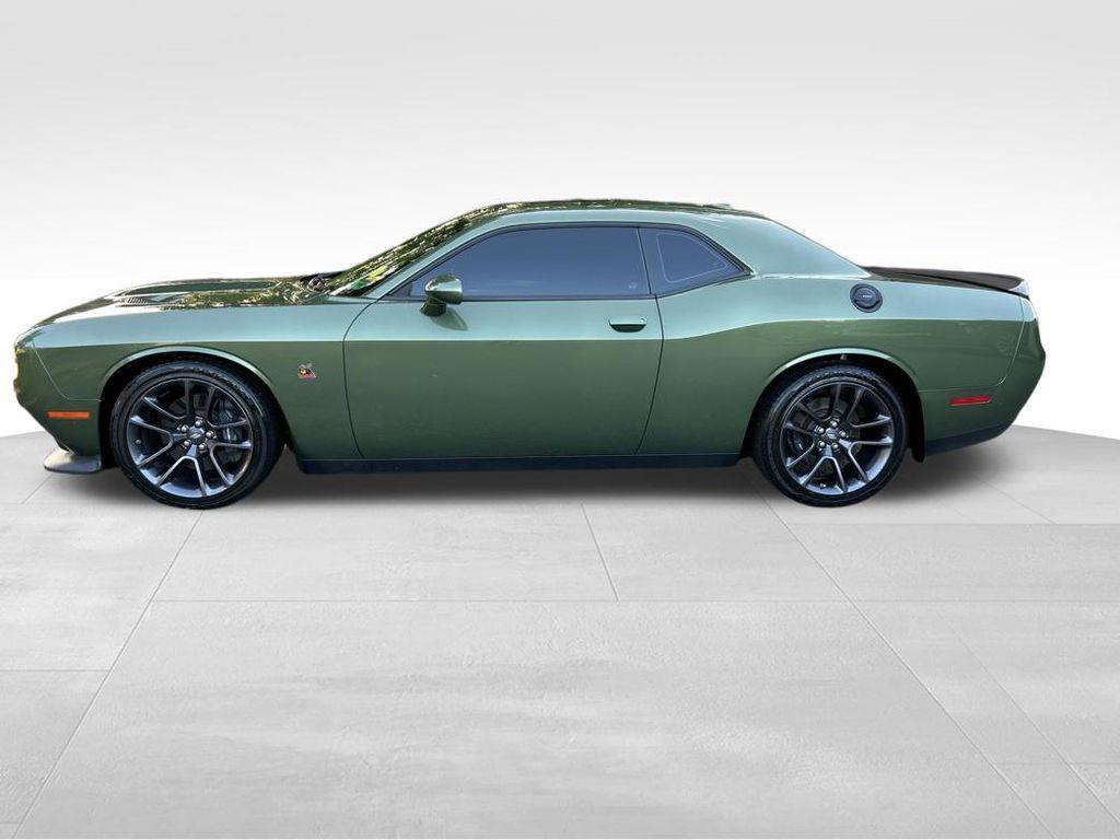 Dodge Challenger 2023