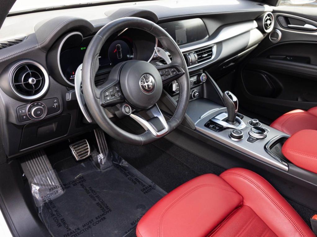 Alfa Romeo Stelvio 2024