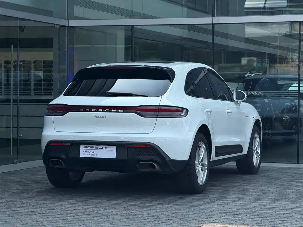 Porsche Macan 2022