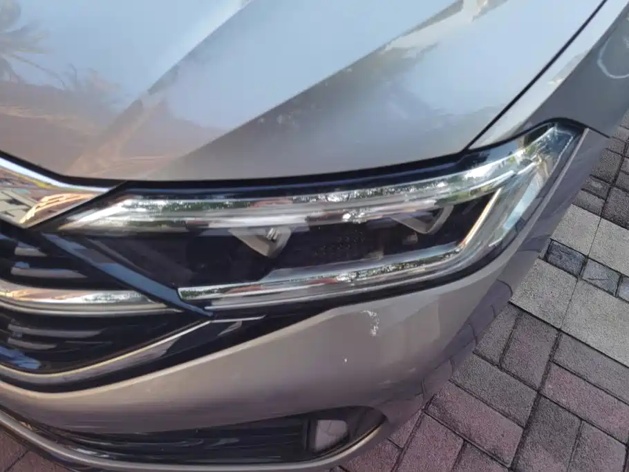 Volkswagen Sagitar 2023