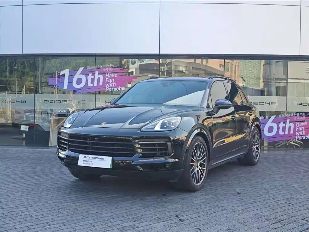Porsche Cayenne 2022