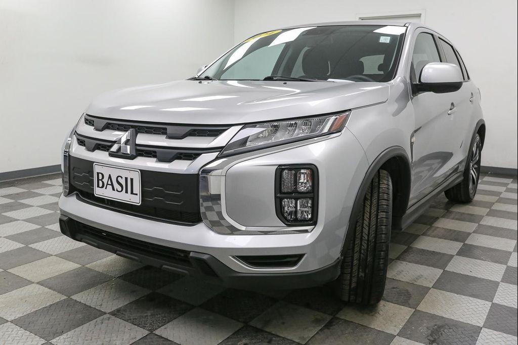 Mitsubishi Outlander Sport 2024