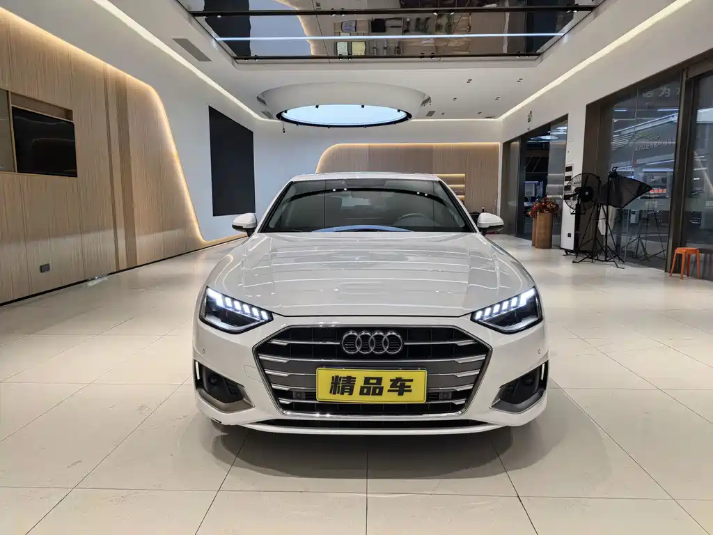 Audi A4 2021