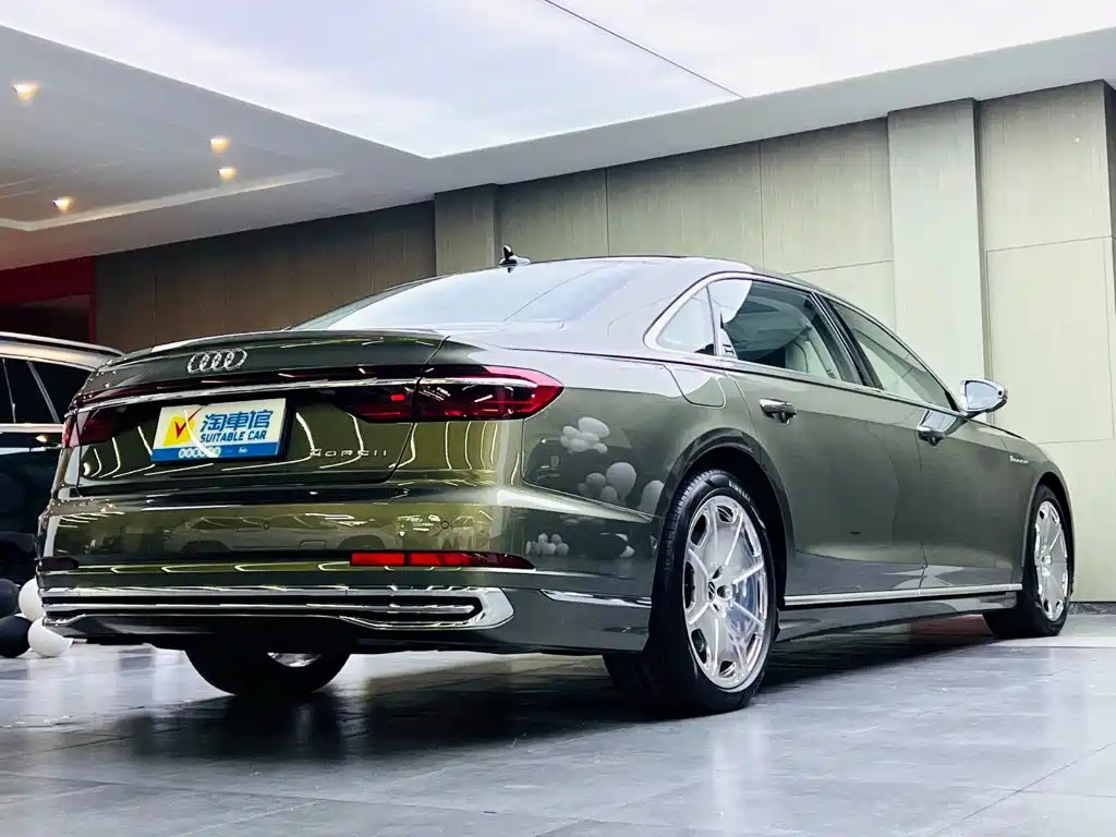 Audi A8 2024