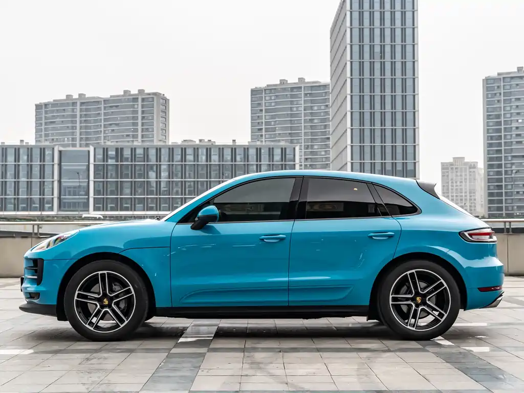 Porsche Macan 2021