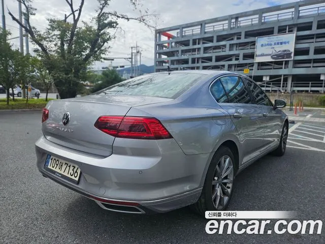 Volkswagen Passat 2022