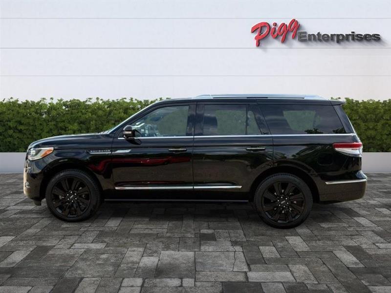 Lincoln Navigator 2022