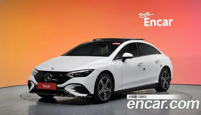 Mercedes-Benz EQE 2024