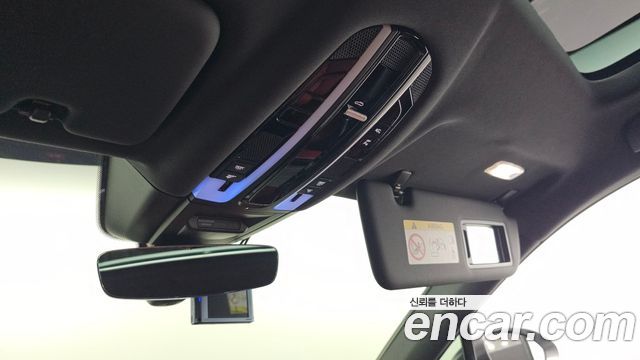 Porsche Cayenne 2021