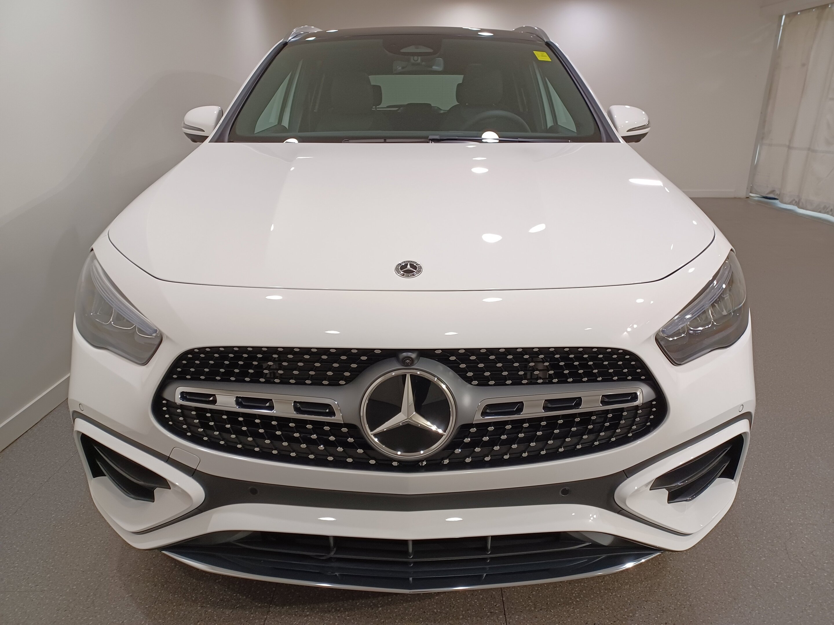 Mercedes-Benz GLA 2025