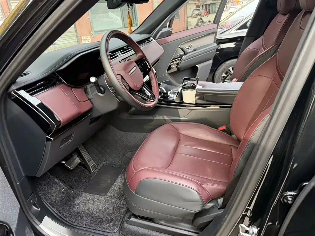 Land Rover Range Rover Sport 2025