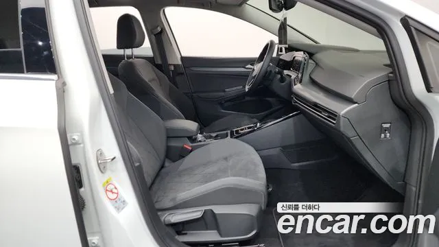 Volkswagen Golf 2023