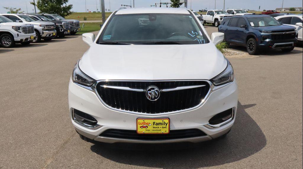 Buick Enclave 2021