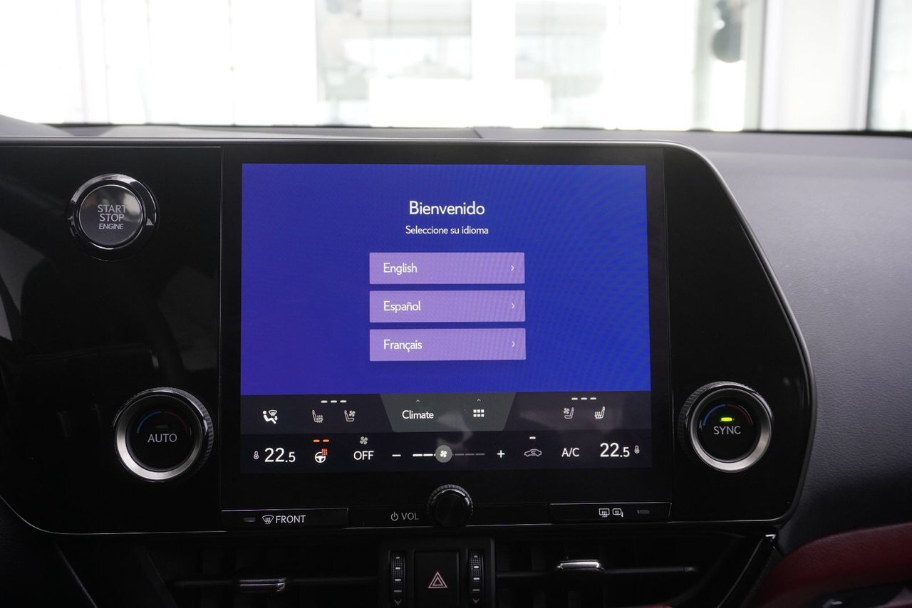 Lexus NX 2025