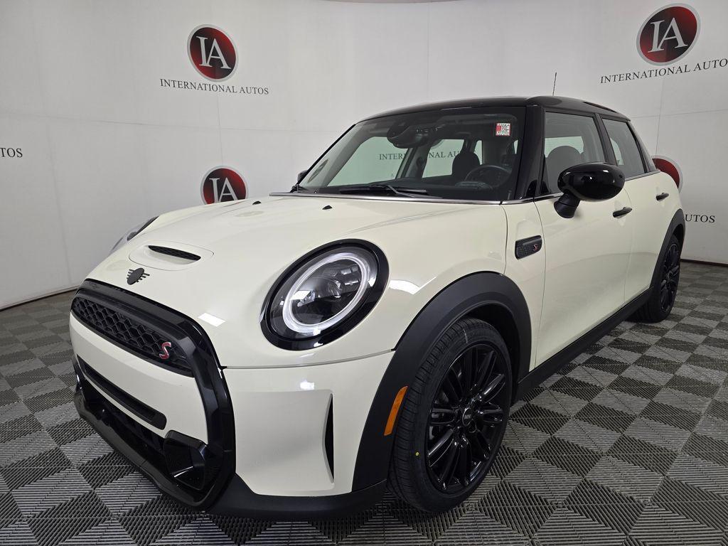 Mini Hardtop 2023
