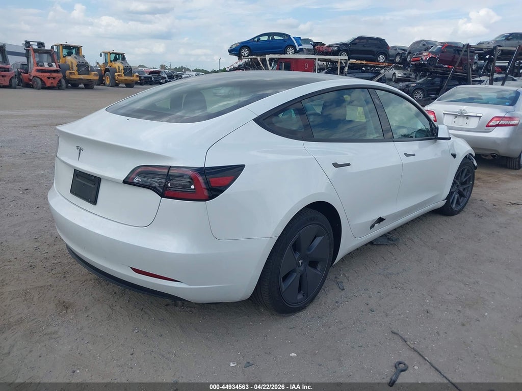 Tesla Model 3 2023